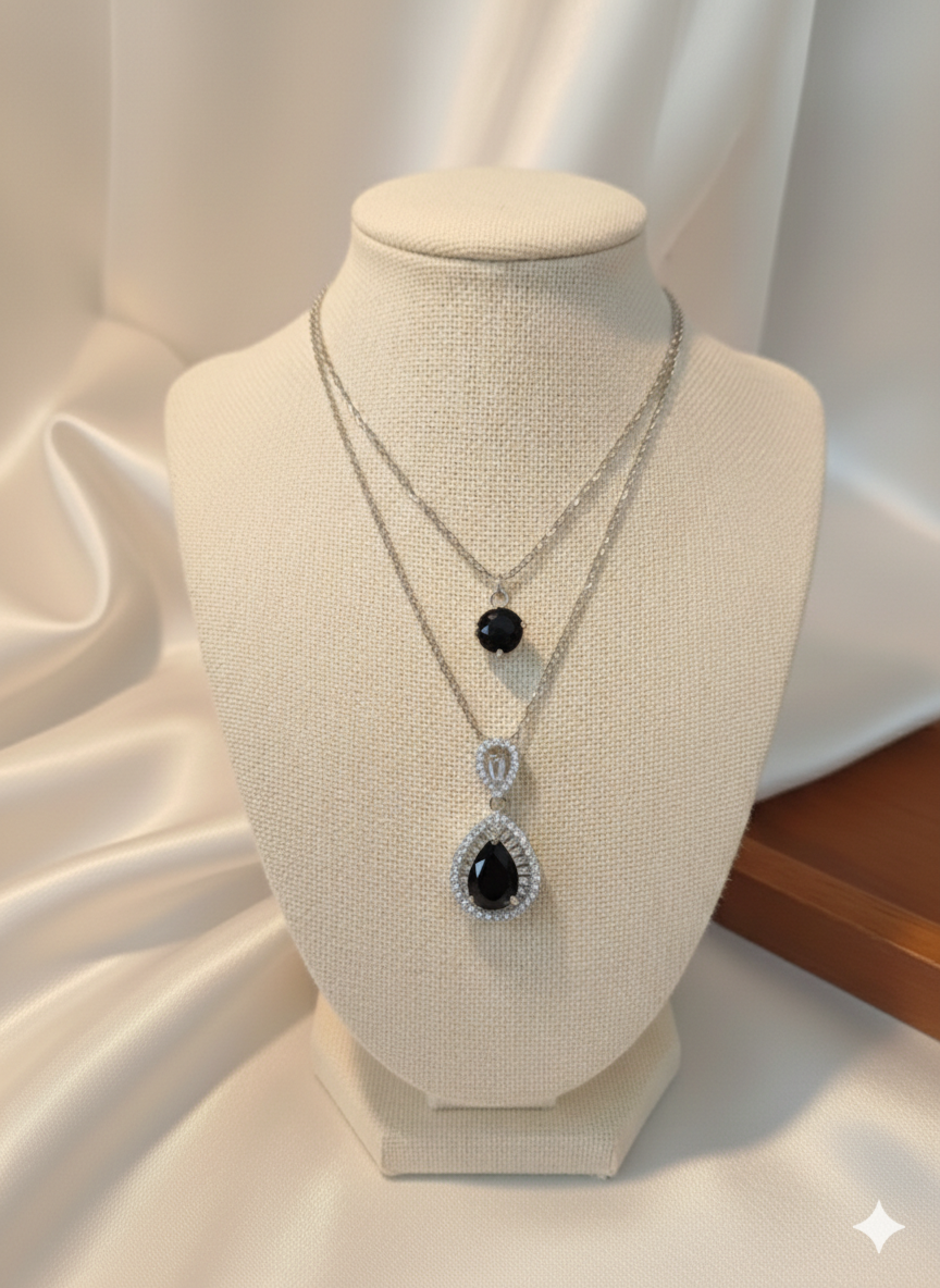 🖤 Double Chain Black Oval Stone Pendant 🖤